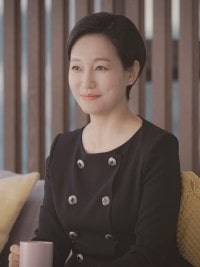 テ・スミ役ジンギョン