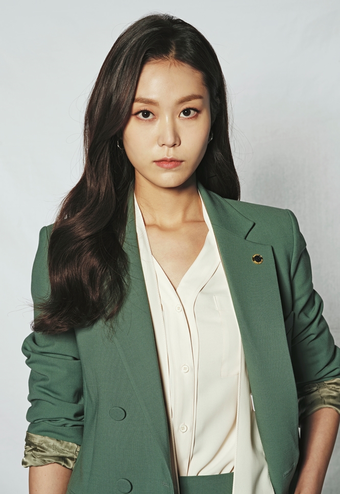 CH w666 h968
